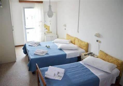 Hotel Riviera Nuova Gestione 卡托利卡 外观 照片